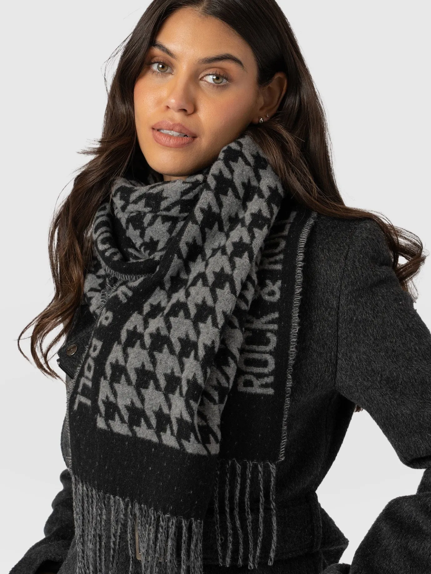 Scarves & Hats|Accessories|Saint and Sofia Rock Houndstooth Scarf - Black/Grey