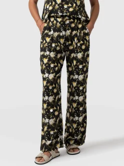 Pants|Saint and Sofia Rowan Wide Leg Pant - Black Daisy Floral