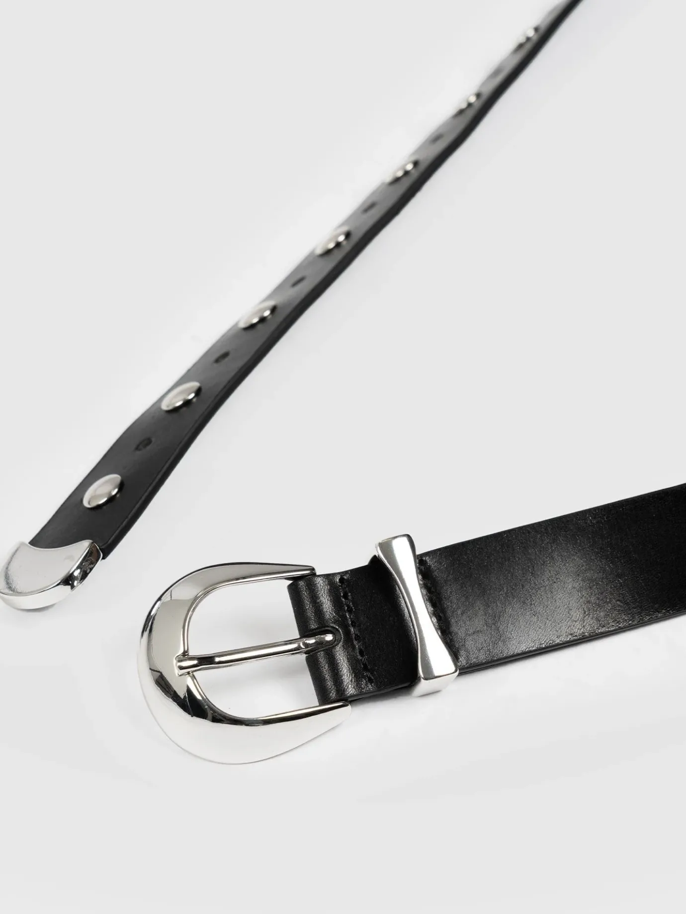 Leather Belts|Accessories|Saint and Sofia Roxie Studded Belt - Black