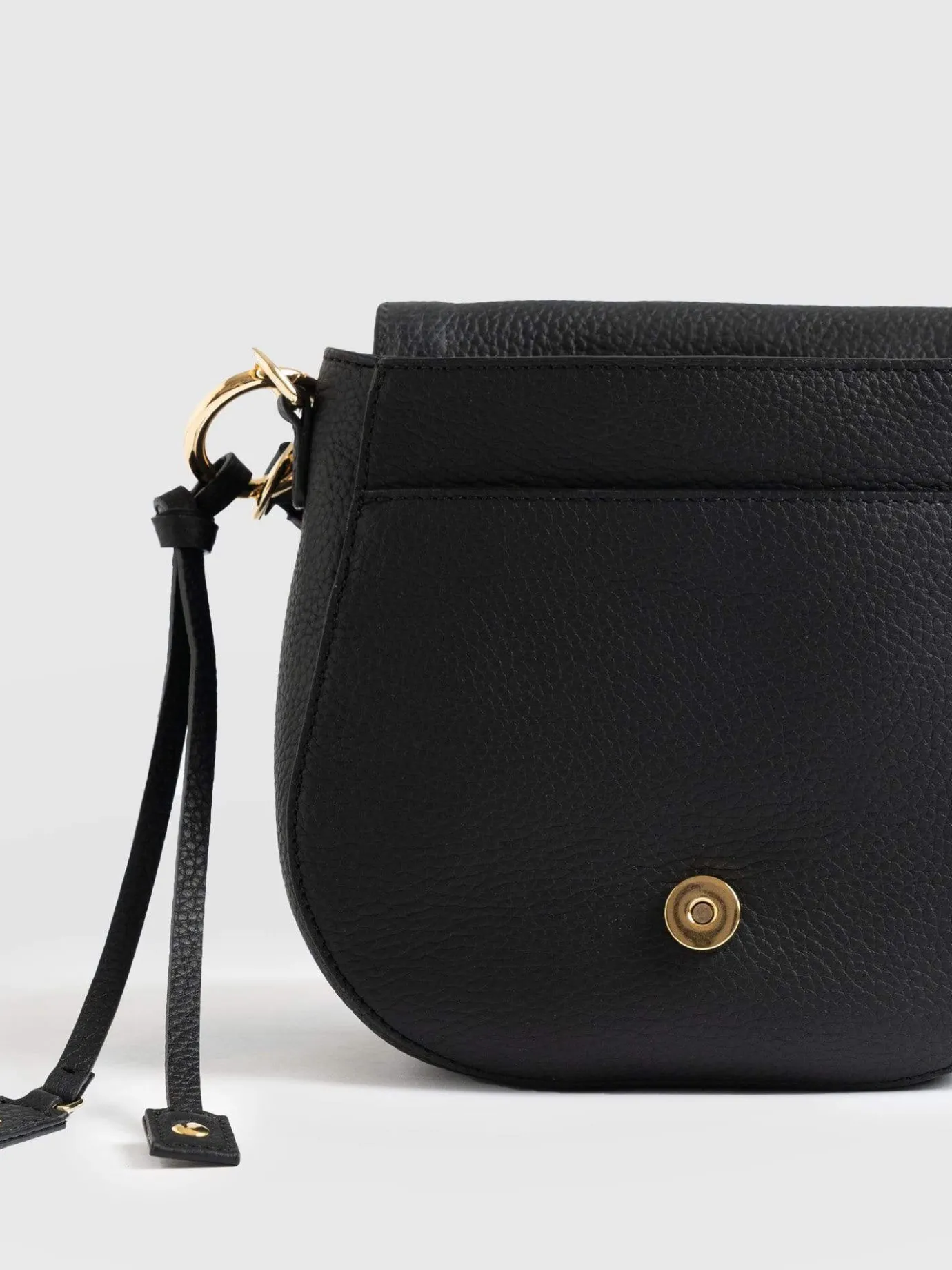 Shoulder Bags|Bags|Saint and Sofia Saddle Bag - Black