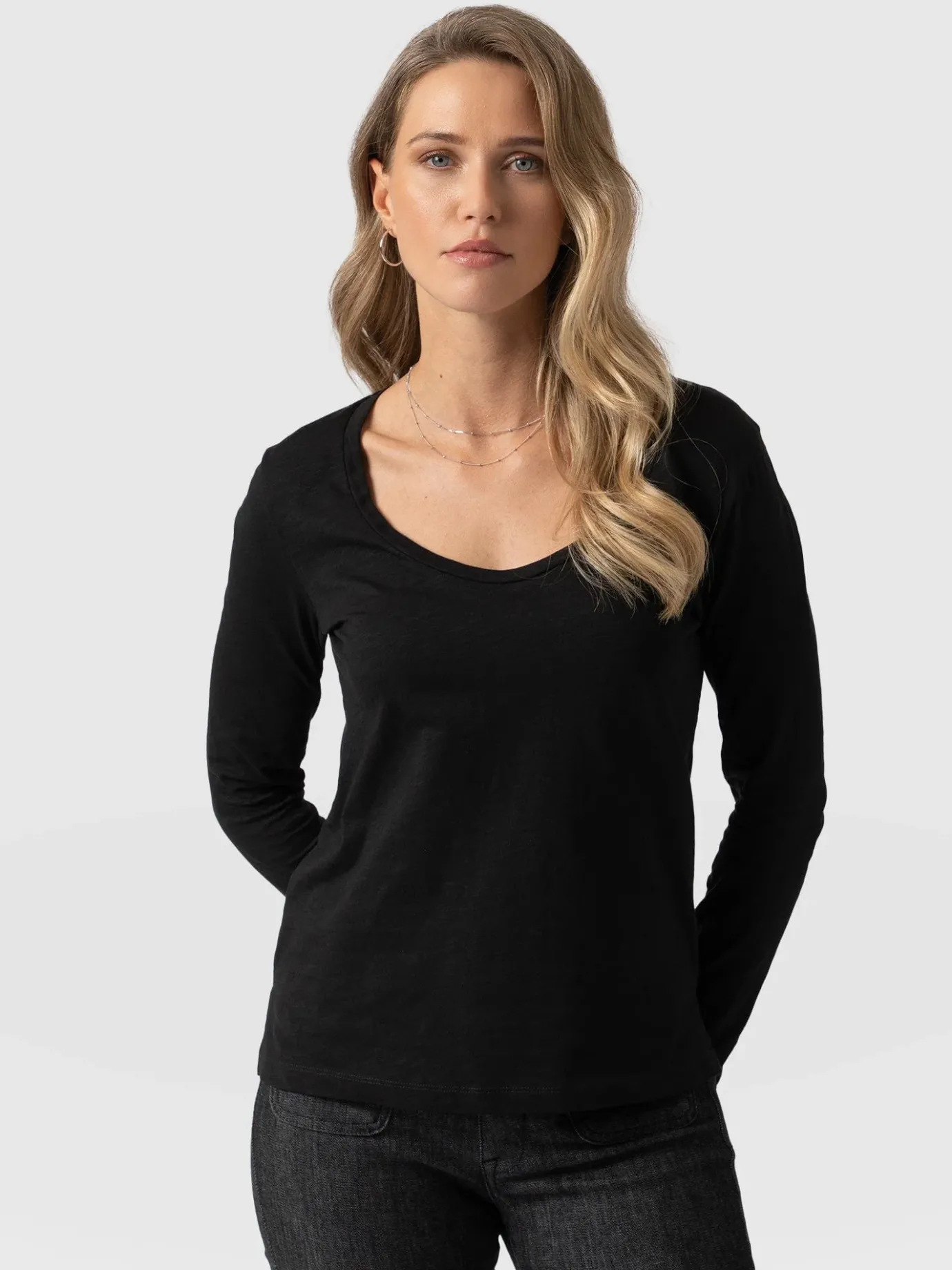 T-shirts & Tanks|Saint and Sofia Scoop Neck Long Sleeve Tee - Black