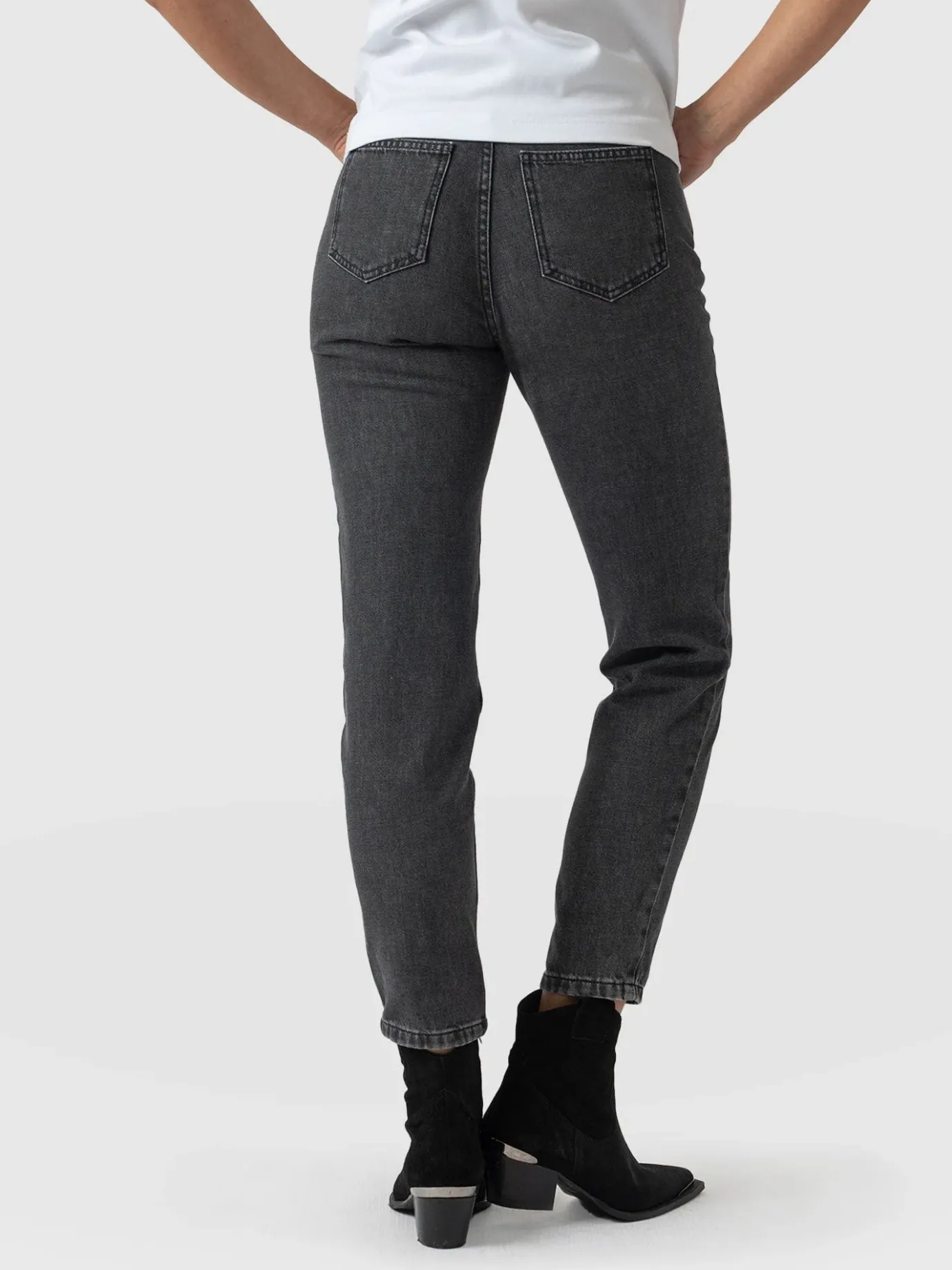 Denim & Jeans|Saint and Sofia Slim Mom Jeans - Black