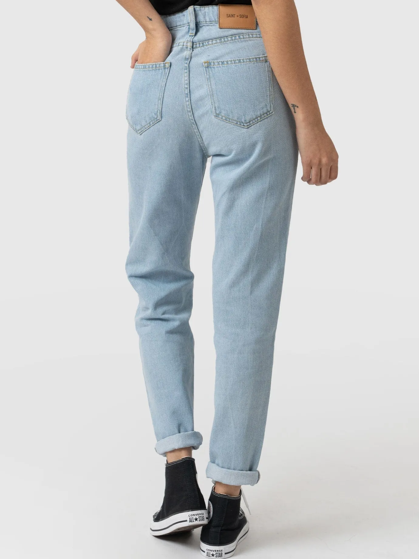 Denim & Jeans|Saint and Sofia Slim Mom Jeans - Pale Blue