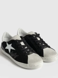Sneakers|Shoes|Saint and Sofia Spitalfields Sneaker - Black