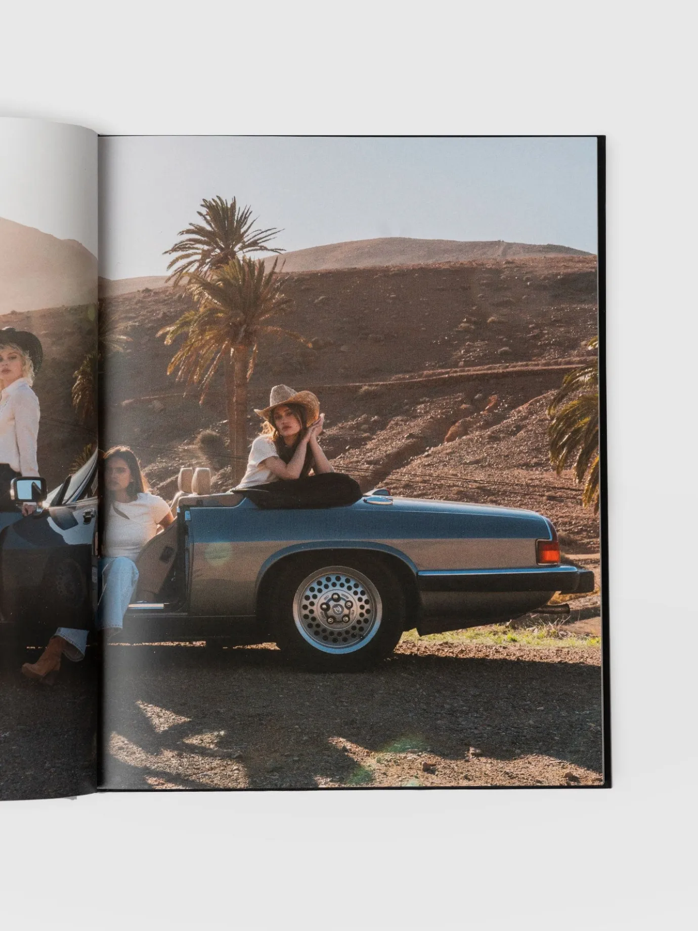 Accessories|Saint and Sofia Story - Coffee Table Book