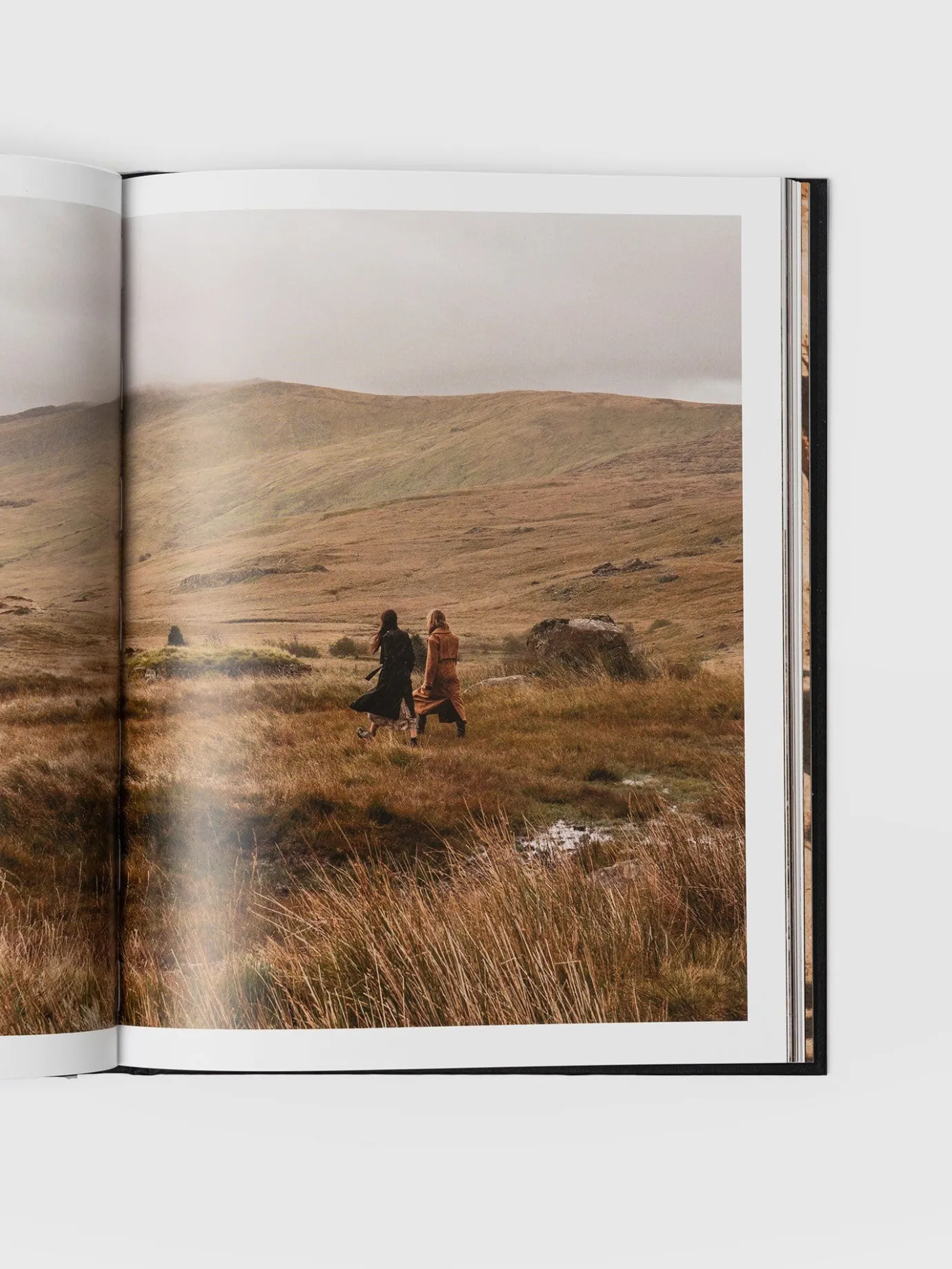 Accessories|Saint and Sofia Story - Coffee Table Book