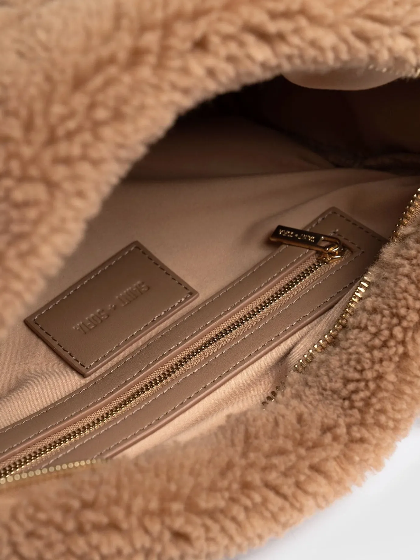 Shoulder Bags|Bags|Saint and Sofia Teddy Woven Duffle Bag - Caramel