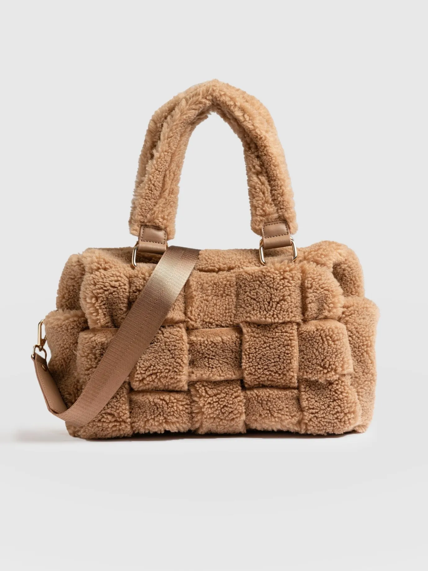 Shoulder Bags|Bags|Saint and Sofia Teddy Woven Duffle Bag - Caramel
