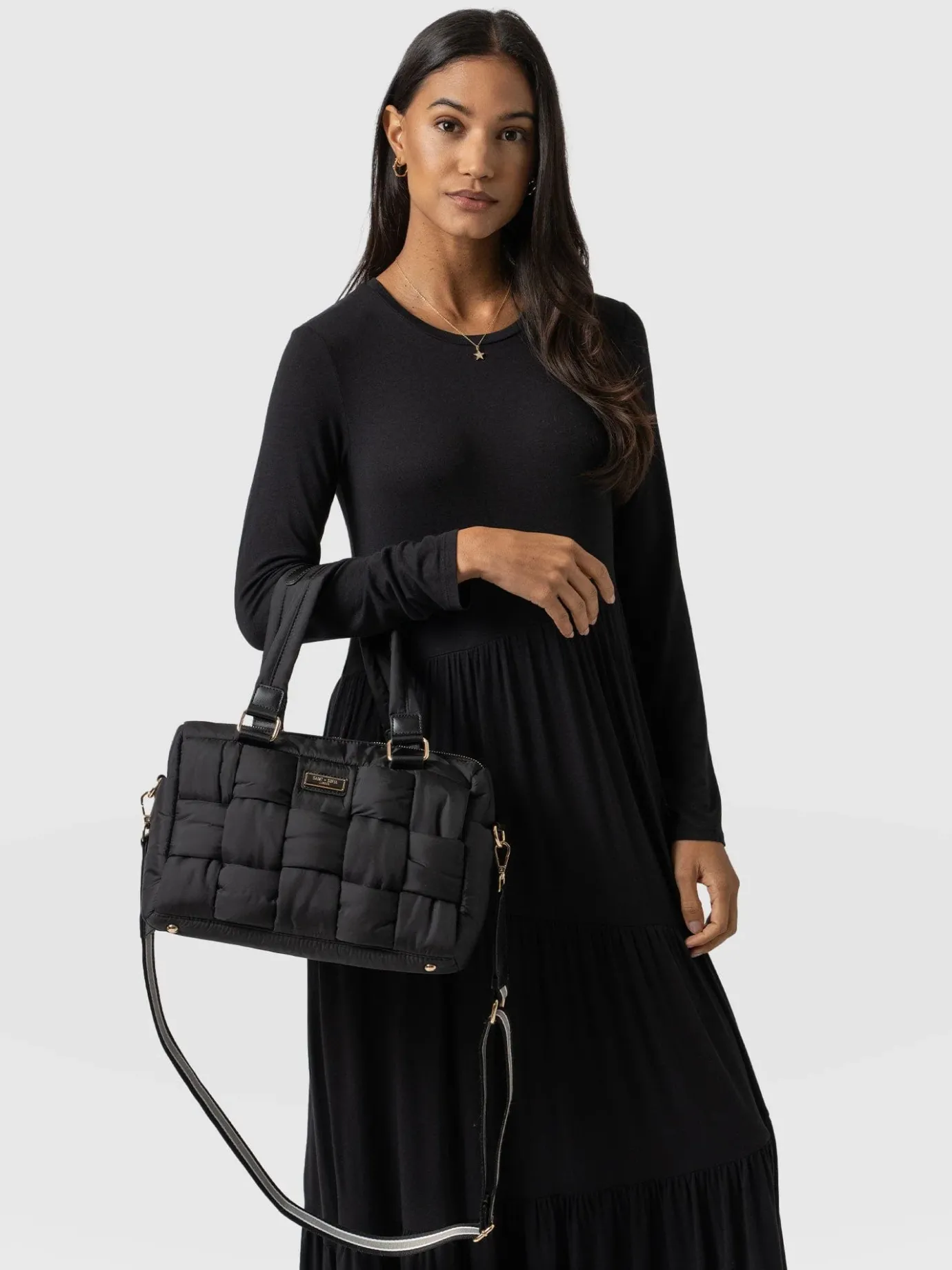 Accessories|Shoulder Bags|Saint and Sofia Woven Duffle Bag - Black/Grey