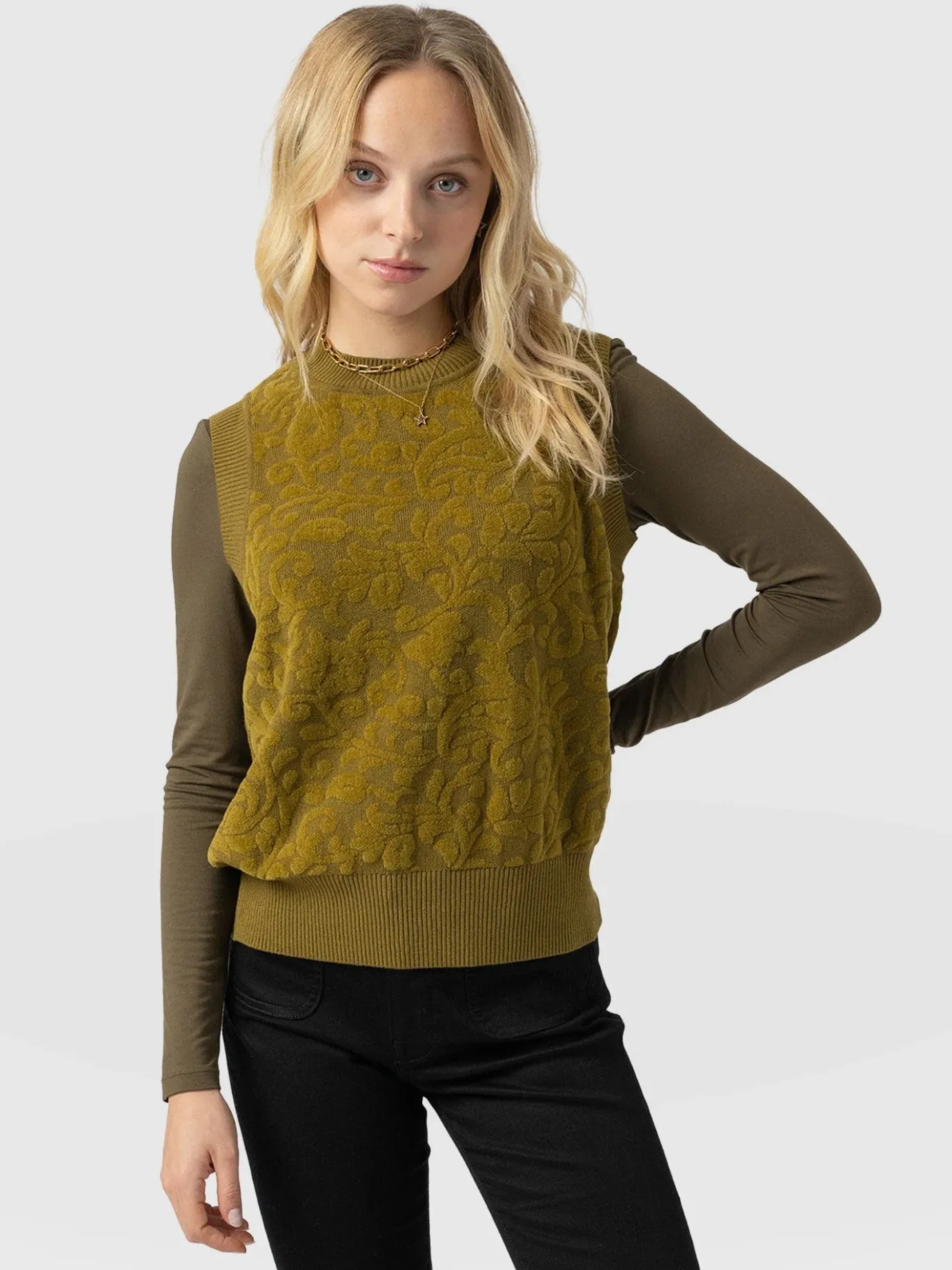 Knitwear|Saint and Sofia Wren Sleeveless Knit - Olive